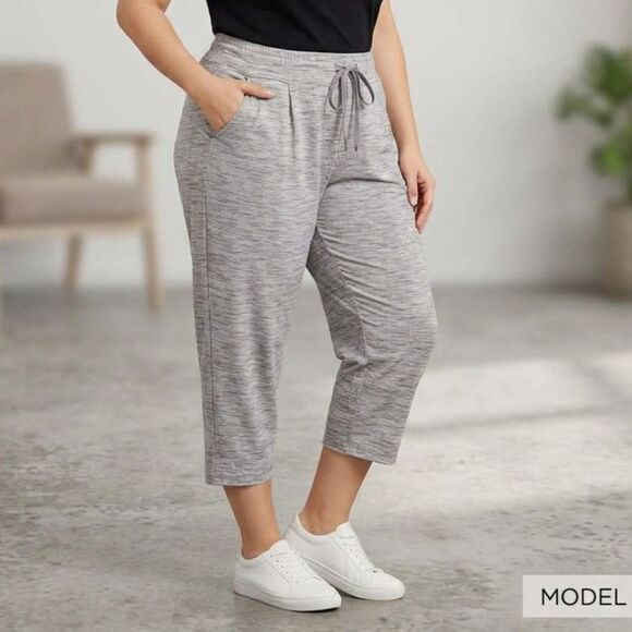 Secret Treasures Pants - Secret Treasures Womens Size XL (16-18) Heather Gray Cropped Jogger Pants Lounge